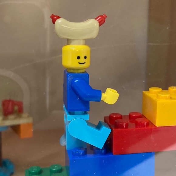 Meet your Posher, Ali - Picture 1 of 1